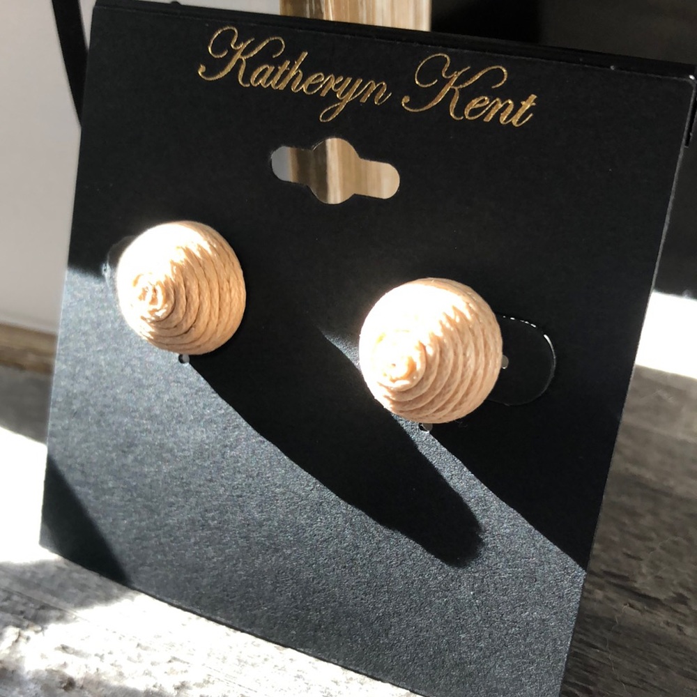 NWT Katheryn Kent Natural Coiled Dome Pierced Earrings!